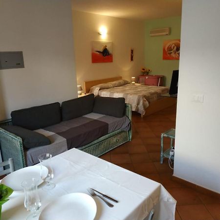 Blu Resort Санта Тереза Галура Екстериор снимка