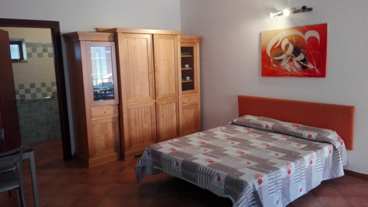 Blu Resort Санта Тереза Галура Екстериор снимка